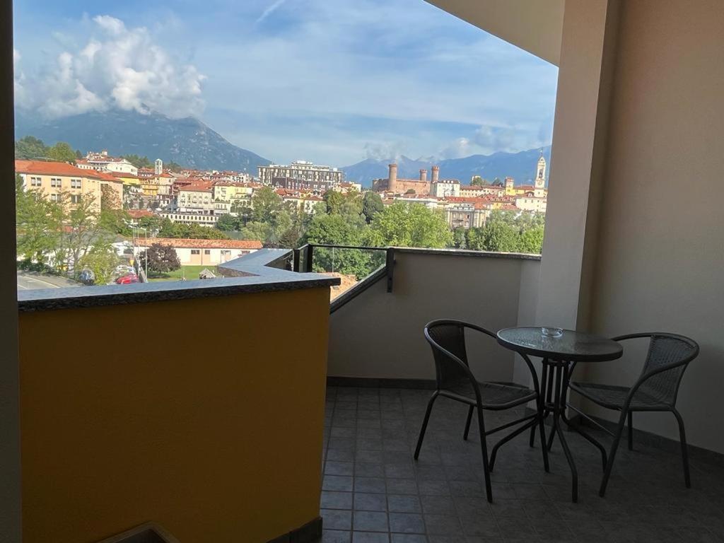 Ferienwohnung Rive Dora Ivrea Exterior foto